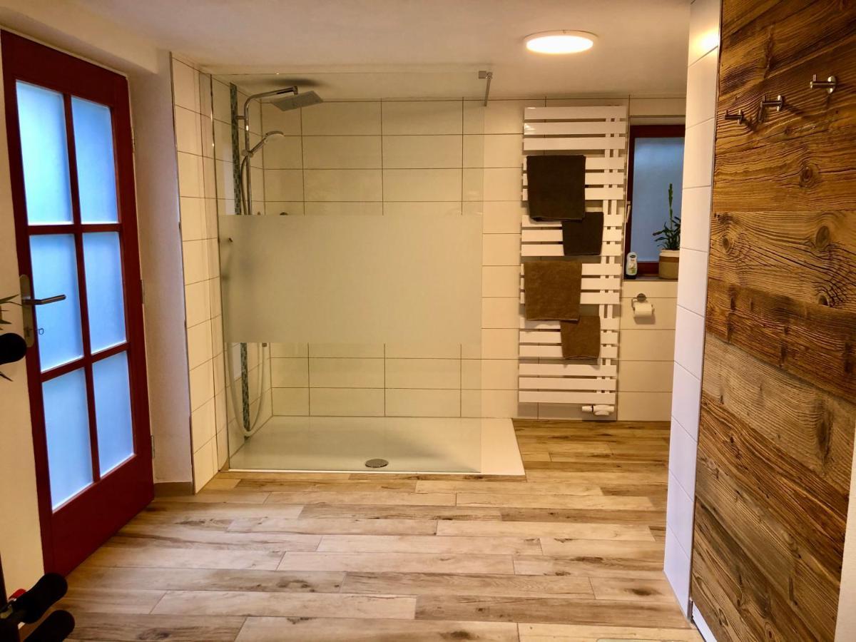 Ferienhaus Eitel Шпалт Екстериор снимка
